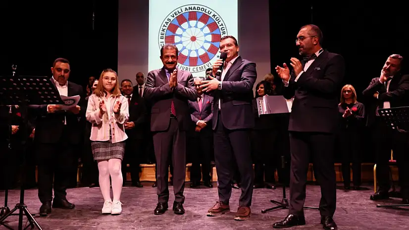 Başkan Balcıoğlu, Sevgi ve Kardeşlik Korusu konserine katıldı